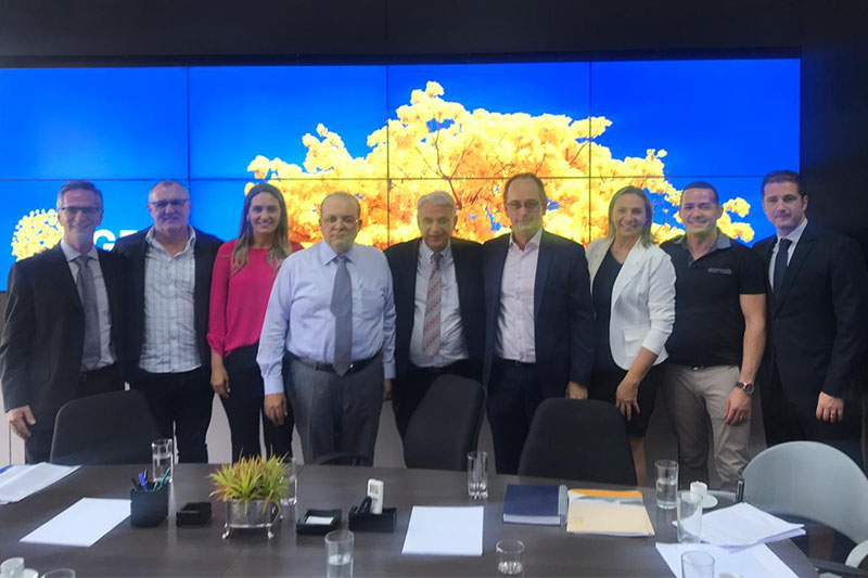 Modelo Cartão Material Escolar cruza fronteiras no DF. O plano é ampliar!