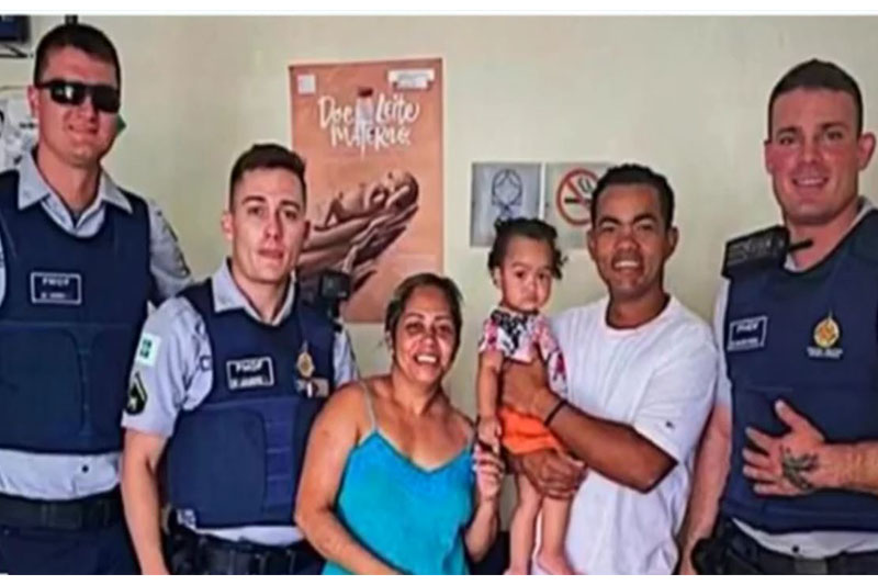 Manobra de Heimlich: criança engasgada é salva por policiais no DF